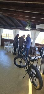 Întâlnirea părților interesate locale – pași spre un mediu mai verde și un stil de viață mai sănătos img 20251110 wa0024