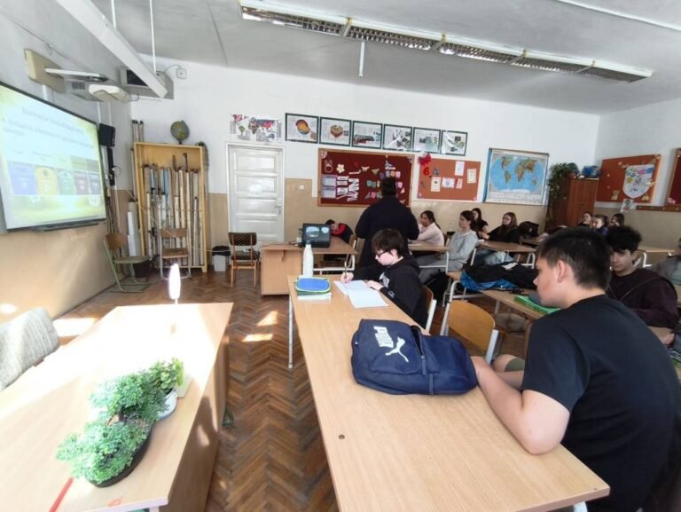 Educational Materials and Photos from the School Sustainability Talks foto (11)