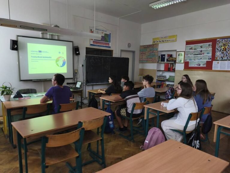 Educational Materials and Photos from the School Sustainability Talks foto (2)