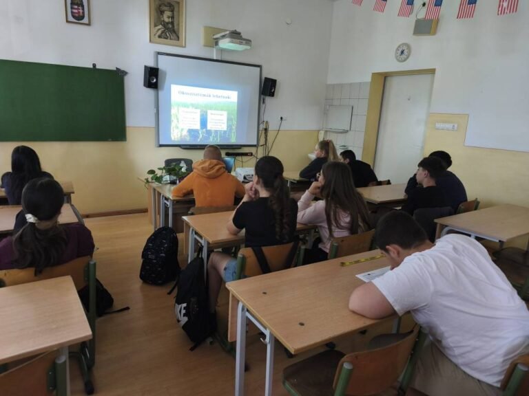 Educational Materials and Photos from the School Sustainability Talks foto (5)