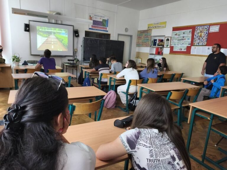 Educational Materials and Photos from the School Sustainability Talks foto (9)