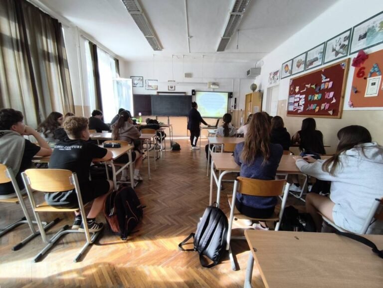 Educational Materials and Photos from the School Sustainability Talks foto (9)